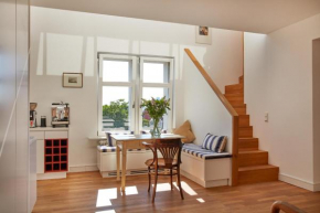 Joachim.8 Maisonette-Apartment mit 2 Schlafzimmern im Herzen von Berlin Mitte